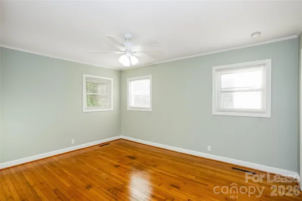 $1,750 | 1102 Woods Drive, Statesville, NC 28677