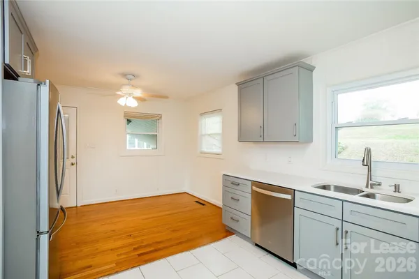 $1,750 | 1102 Woods Drive, Statesville, NC 28677