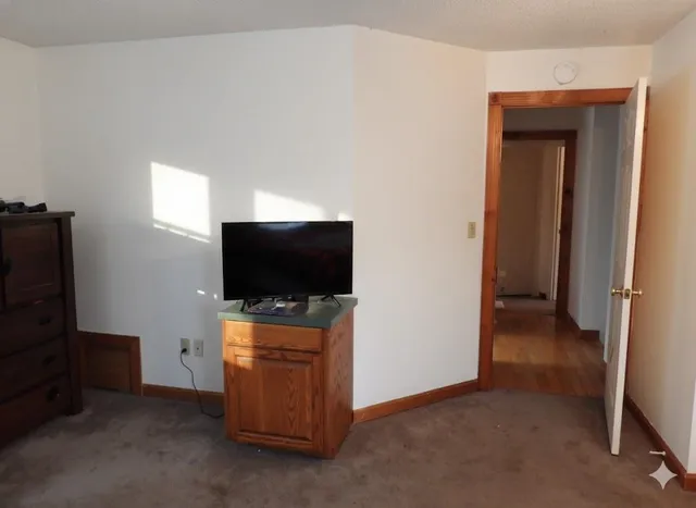 $509,000 | 99 Whitefield Road, Bethlehem, NH 03574