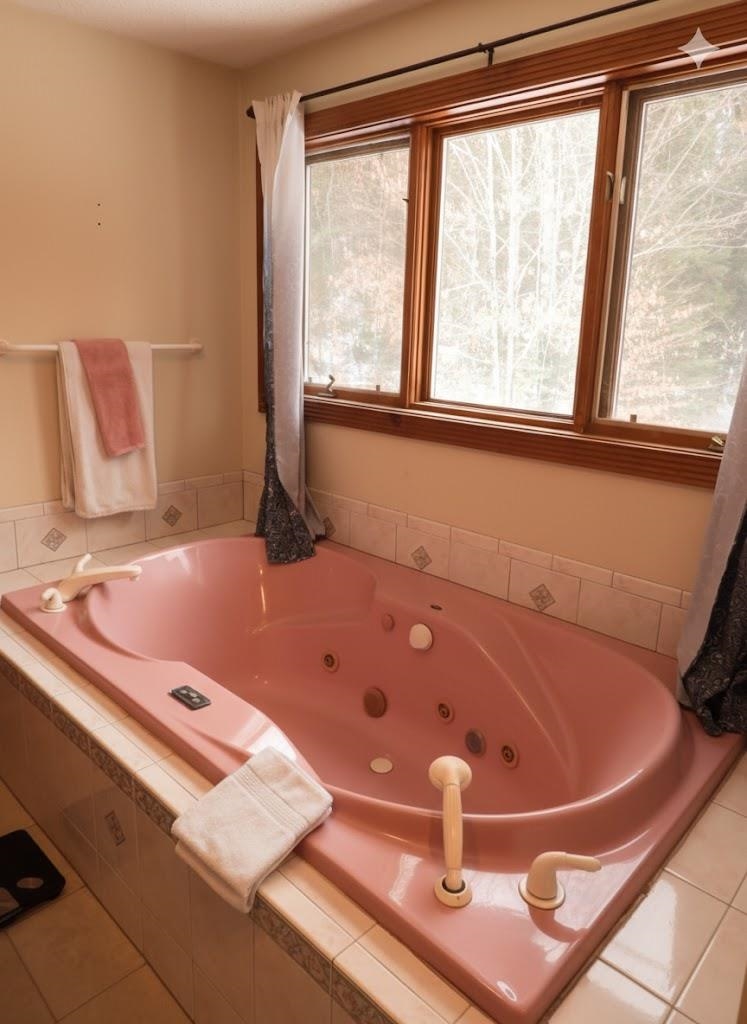 99 Whitefield Road Bethlehem, NH 03574 - Photo 3 of 34