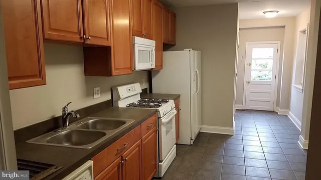 $2,450 | 1128 South Hanover Street, Baltimore, MD 21230