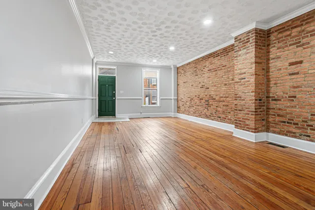 $2,450 | 1128 South Hanover Street, Baltimore, MD 21230