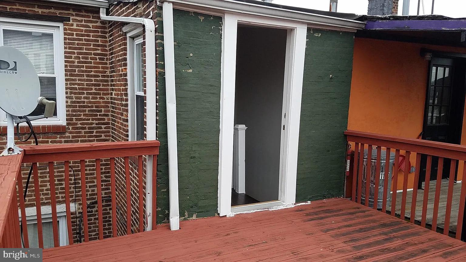 1128 South Hanover Street Baltimore, MD 21230 - Photo 8 of 26 a view of a balcony