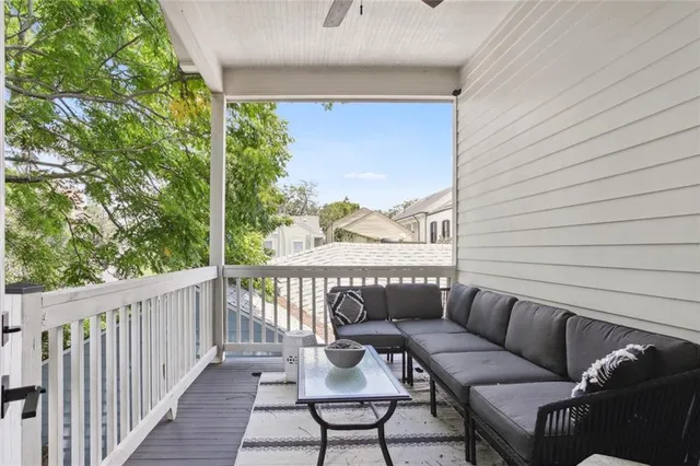 $699,000 | 2825 Constance Street, Unit 2825, New Orleans, LA 70115