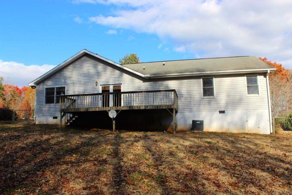 701 State Rd S-37-359 Seneca, SC 29672 - Photo 17 of 20 Gallery Image 17
