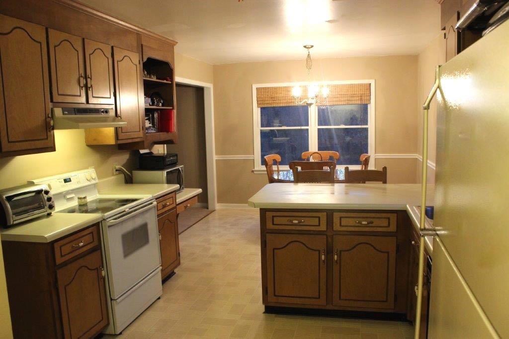 701 State Rd S-37-359 Seneca, SC 29672 - Photo 3 of 20 Gallery Image 3
