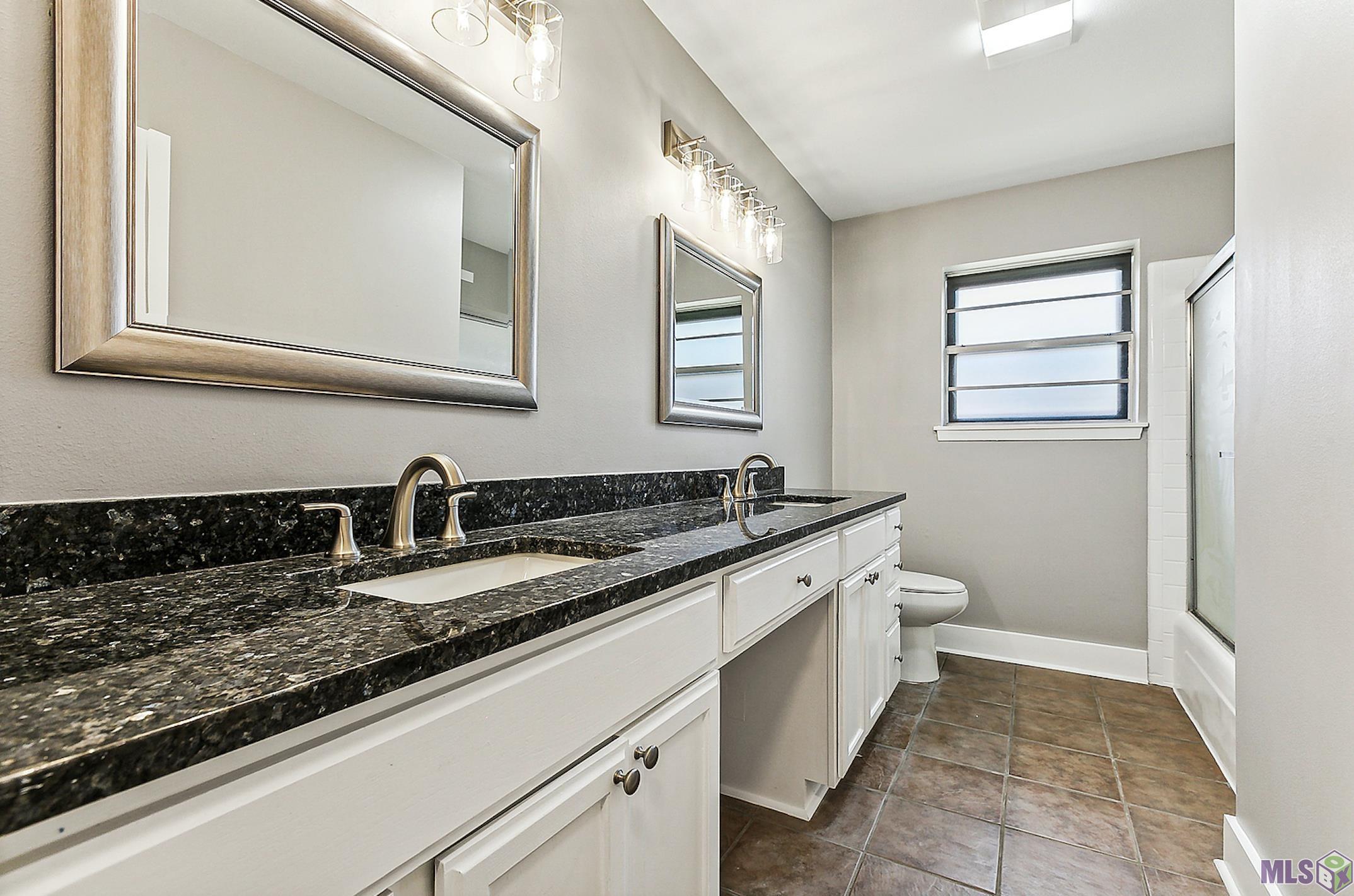 12560 Lockhaven Avenue Baton Rouge, LA 70815 - Photo 9 of 19 Gallery Image 9