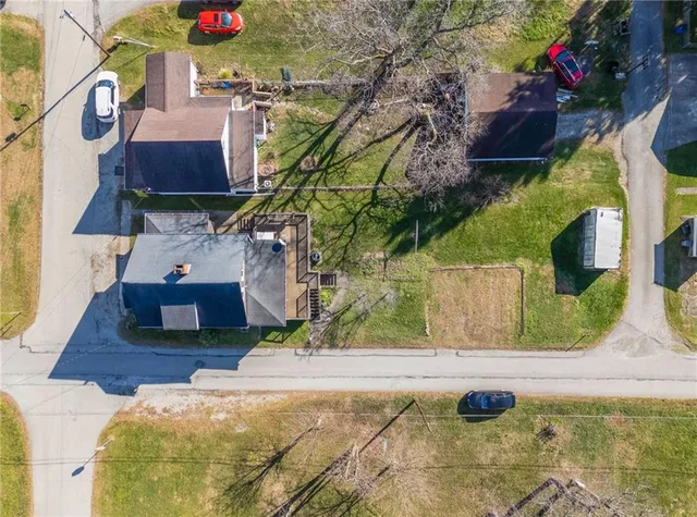 a view of entryway and hall