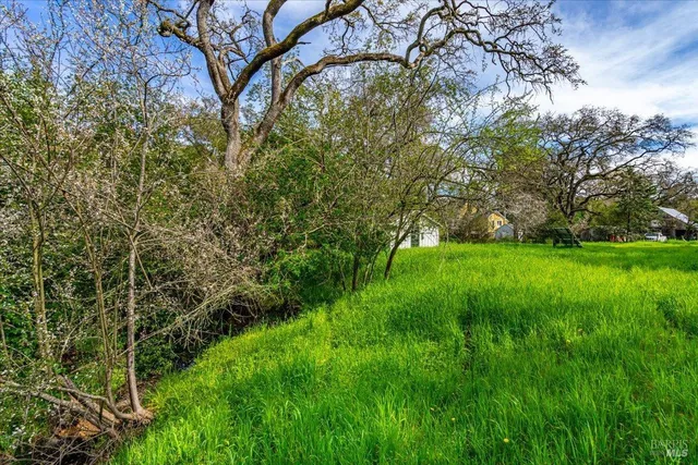 $525,000 | 1170 I Street, Petaluma, CA 94952