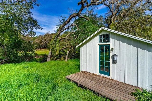 $525,000 | 1170 I Street, Petaluma, CA 94952