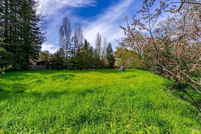 $525,000 | 1170 I Street, Petaluma, CA 94952