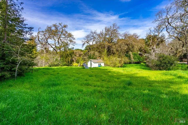 $525,000 | 1170 I Street, Petaluma, CA 94952