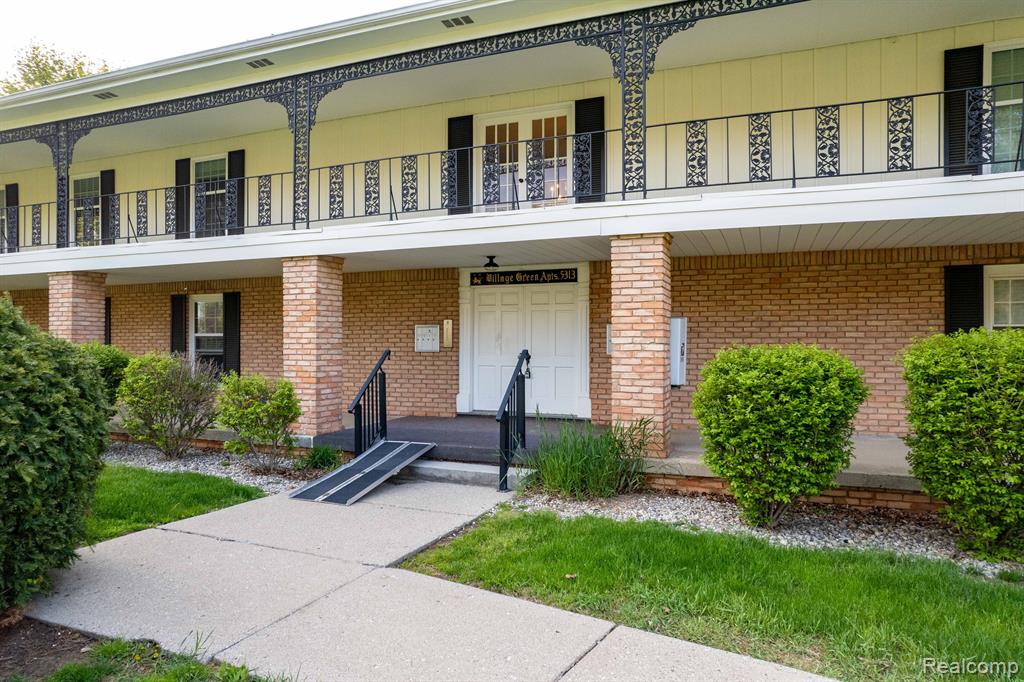 5313 Territorial Road, Unit 206 Grand Blanc, MI 48439 - Photo 11 of 12