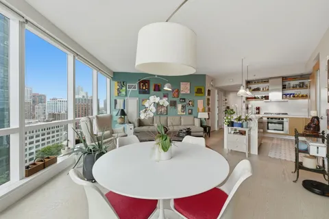 $1,199,000 | 77 Hudson Street, Unit 1811, Jersey City, NJ 07302