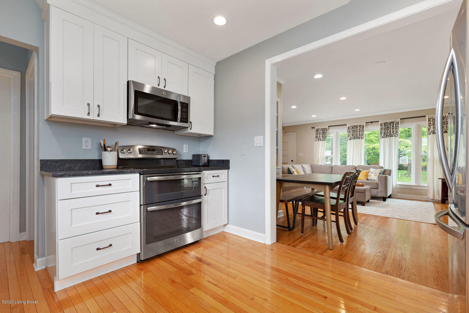 3606 Plymouth Road Louisville, KY 40207 - Photo 14 of 40 Plymoth020