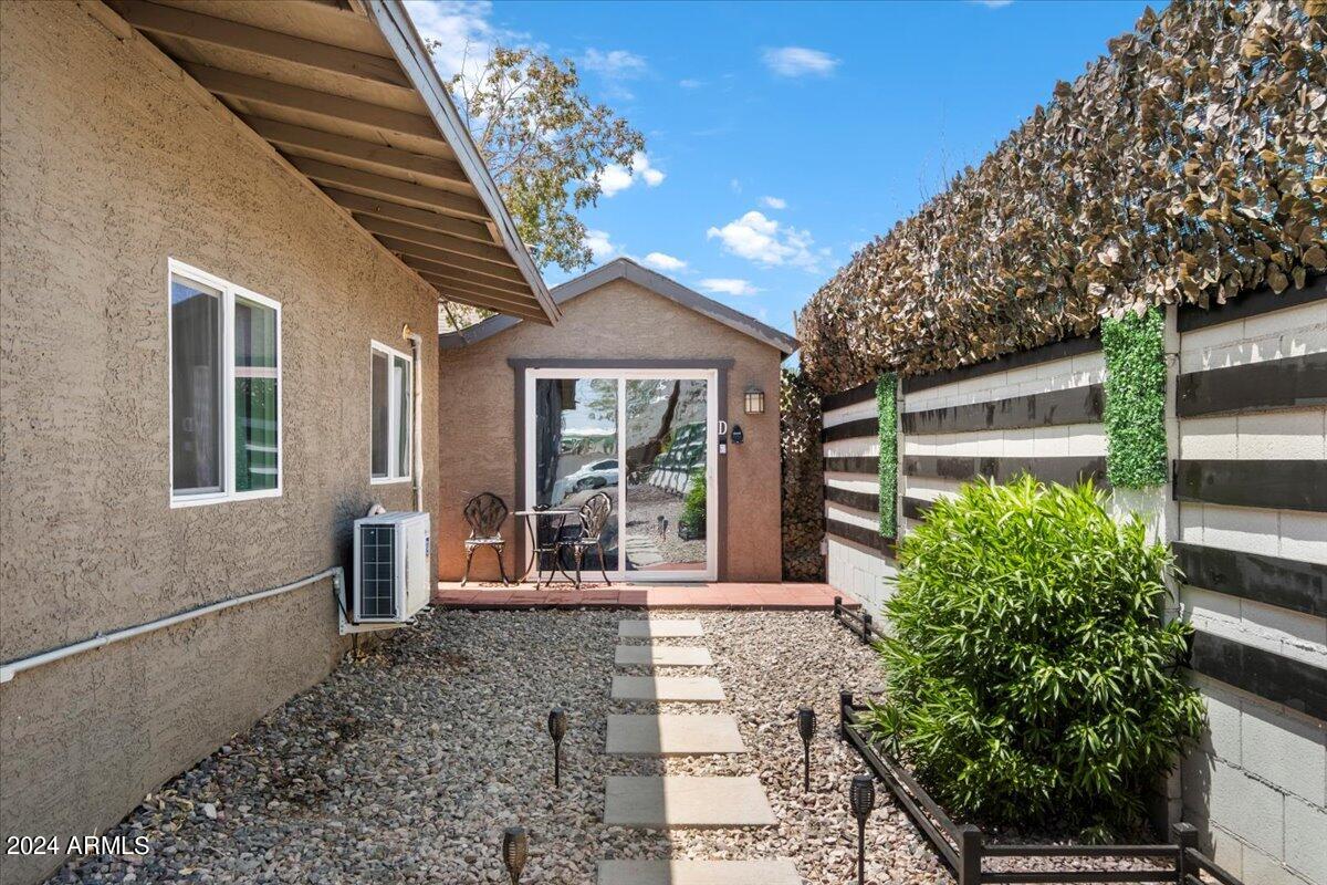 322 North 11th Place Phoenix, AZ 85006 - Photo 15 of 34 21-65312181