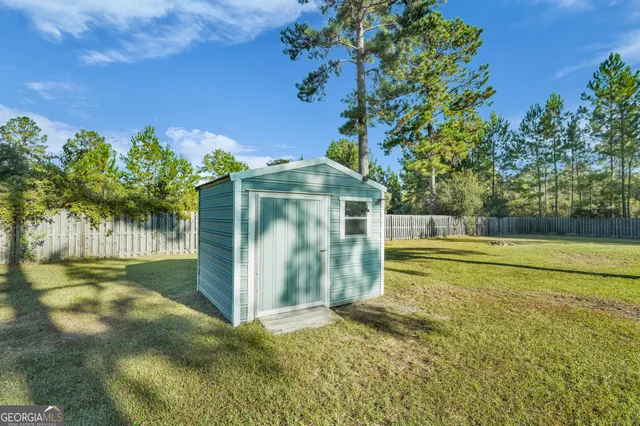 a view of a outdoor space