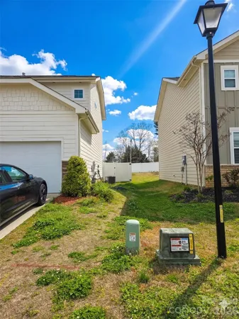 a view of a back yard of the house