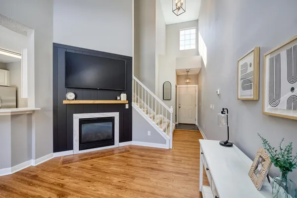 $309,900 | 16750 78th Place North, Maple Grove, MN 55311