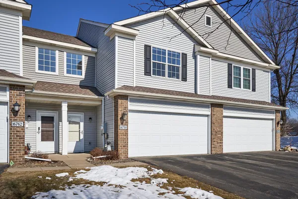 $309,900 | 16750 78th Place North, Maple Grove, MN 55311