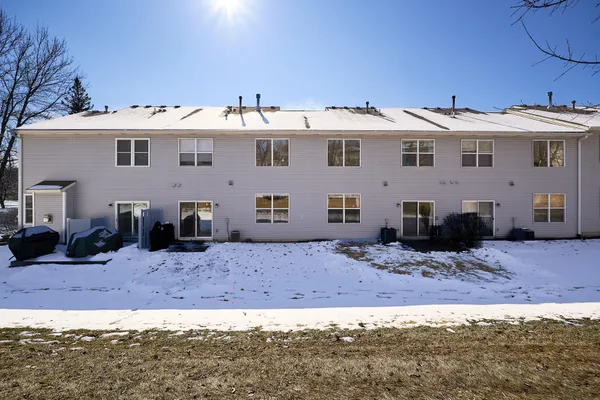 $309,900 | 16750 78th Place North, Maple Grove, MN 55311