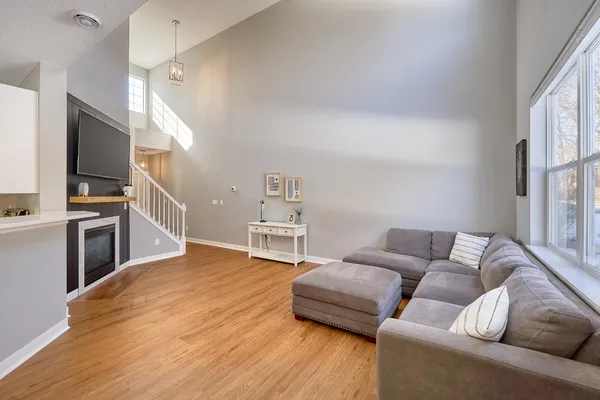 $309,900 | 16750 78th Place North, Maple Grove, MN 55311