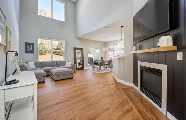 $309,900 | 16750 78th Place North, Maple Grove, MN 55311