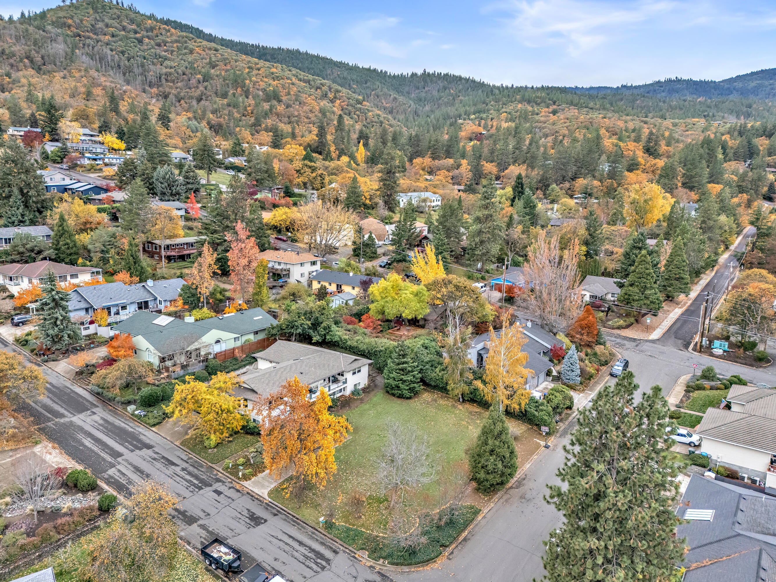 0 Peachey Road Ashland, OR 97520 - Photo 7 of 12 DJI_20251106104841_0038_D
