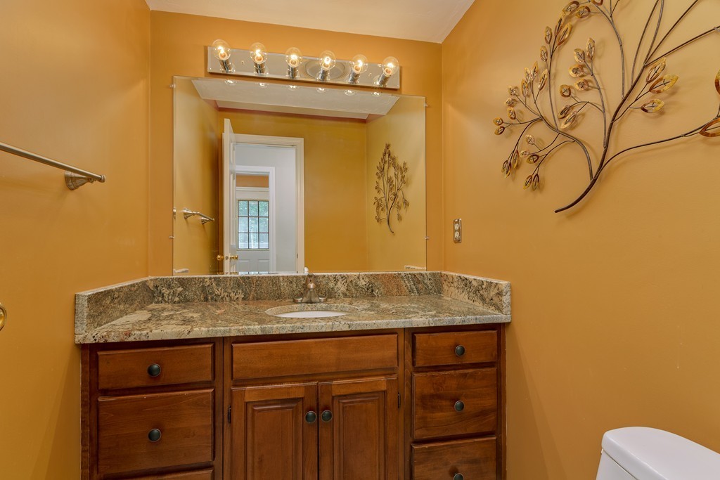 14 Gibbon Road Hopkinton, MA 01748 - Photo 10 of 29 Gallery Image 10