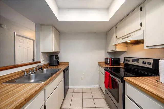 $137,500 | 4404 Southwest 70th Terrace, Unit A, Gainesville, FL 32608