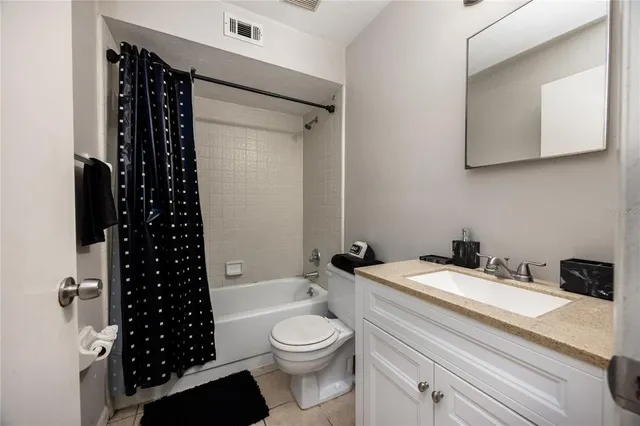 $137,500 | 4404 Southwest 70th Terrace, Unit A, Gainesville, FL 32608