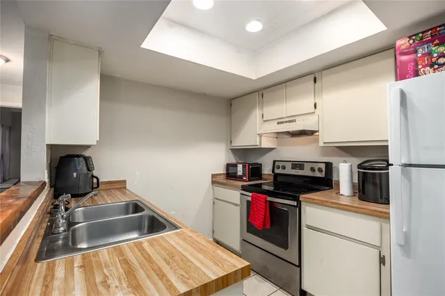 $137,500 | 4404 Southwest 70th Terrace, Unit A, Gainesville, FL 32608