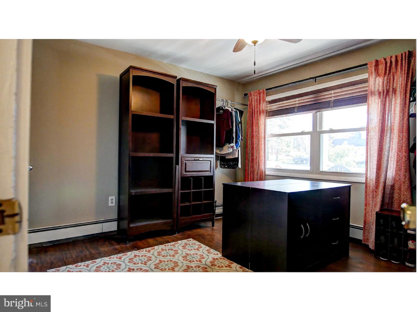 54 Quill Road Levittown, PA 19057 - Photo 7 of 25 Gallery Image 7