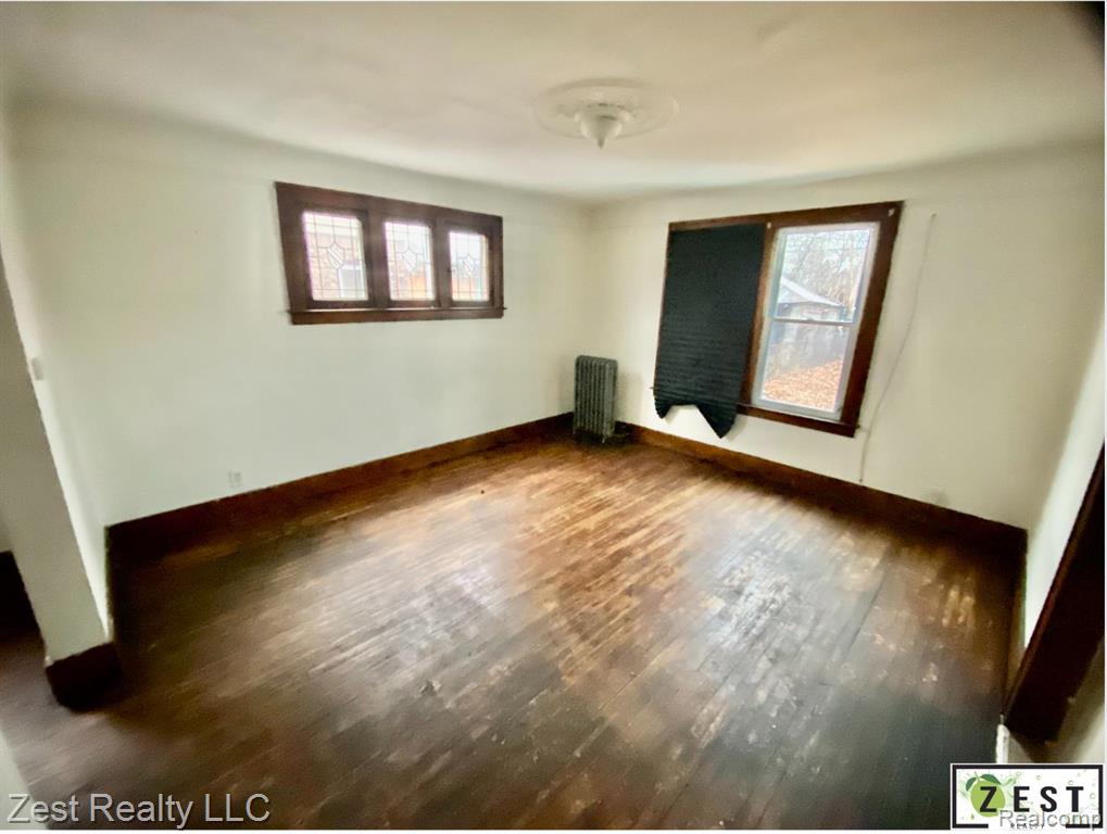 14300 Strathmoor Street Detroit, MI 48227 - Photo 8 of 19