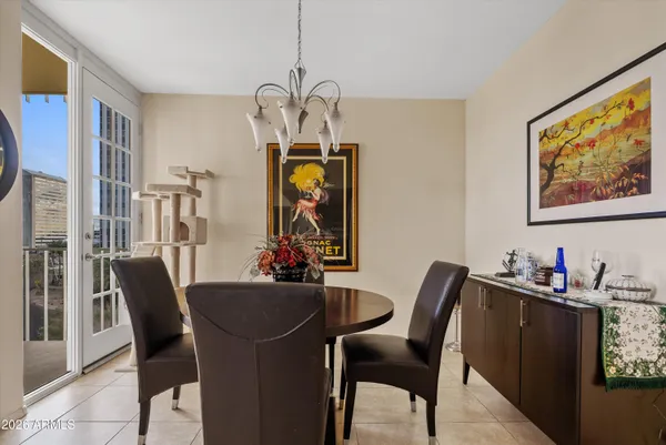 $430,000 | 207 West Clarendon Avenue, Unit F6, Phoenix, AZ 85013