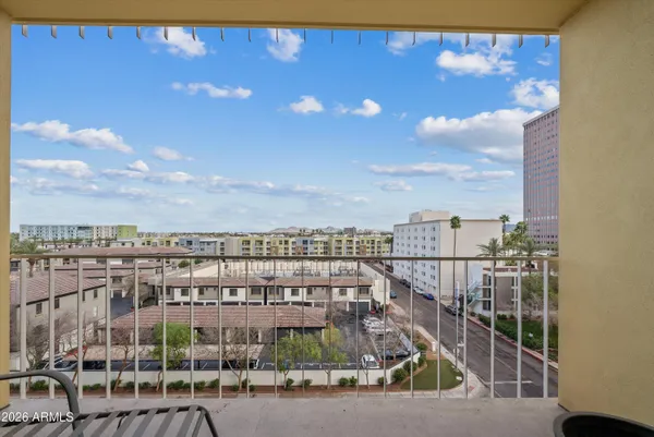 $430,000 | 207 West Clarendon Avenue, Unit F6, Phoenix, AZ 85013