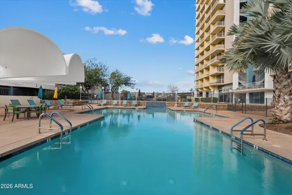 $430,000 | 207 West Clarendon Avenue, Unit F6, Phoenix, AZ 85013