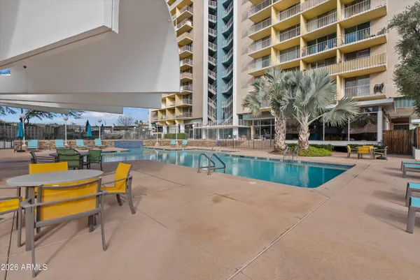 $430,000 | 207 West Clarendon Avenue, Unit F6, Phoenix, AZ 85013