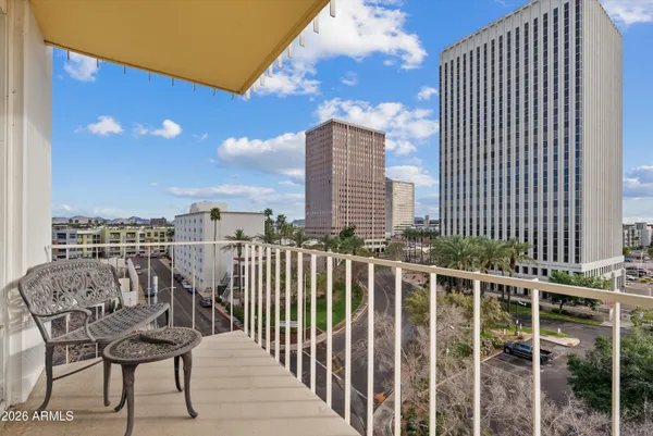 $430,000 | 207 West Clarendon Avenue, Unit F6, Phoenix, AZ 85013