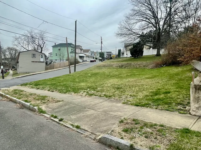 $7,000 | 25-20 Spruce And Andover, Wilkes Barre, PA 18702