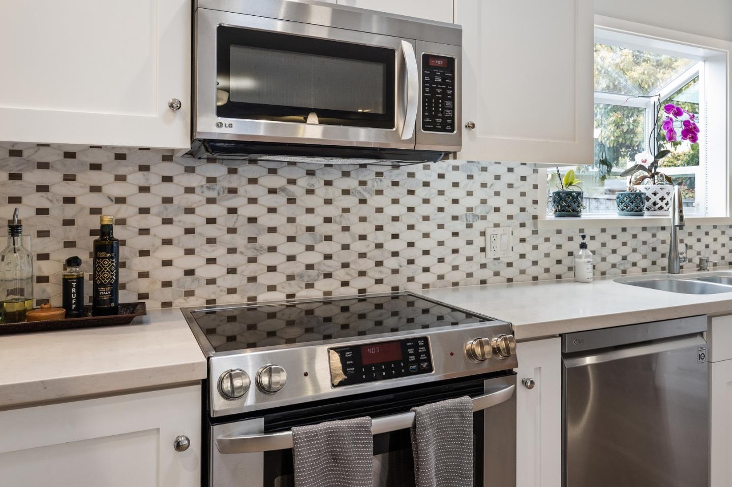 26571 Oliver Road Carmel, CA 93923 - Photo 11 of 63