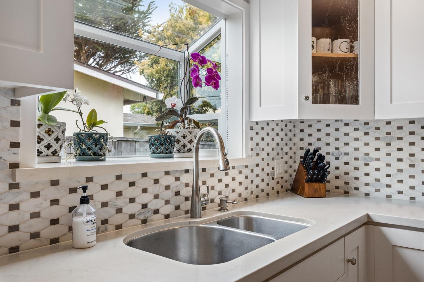 26571 Oliver Road Carmel, CA 93923 - Photo 12 of 63