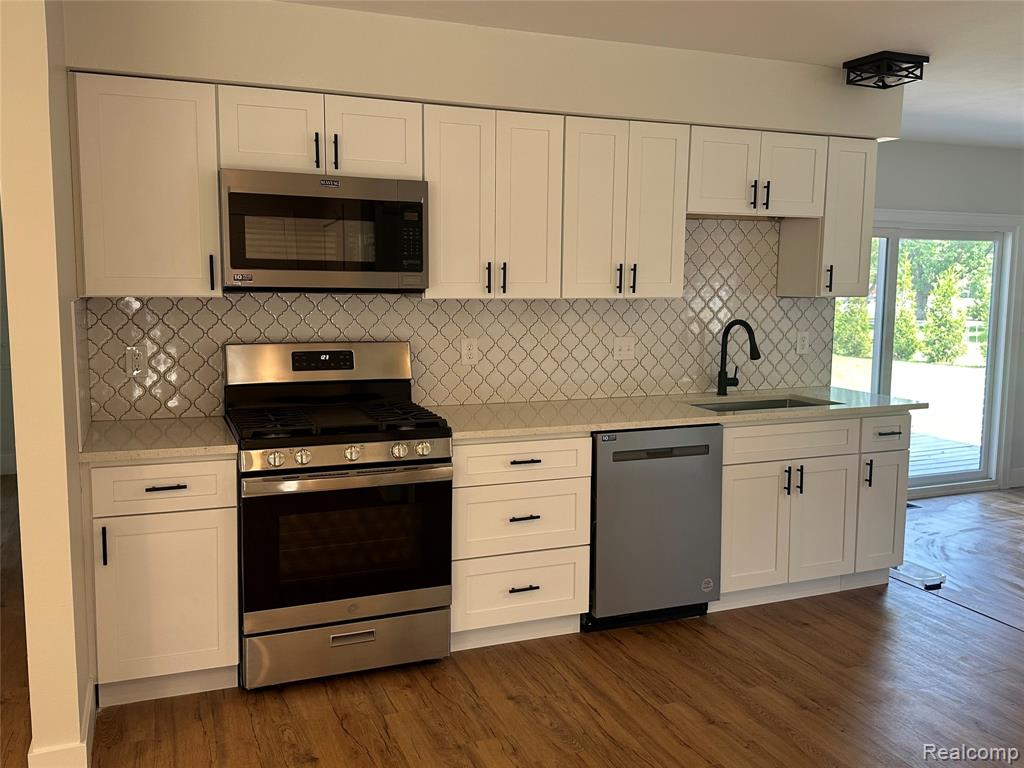 25274 Middlebelt Road Farmington Hills, MI 48336 - Photo 11 of 44
