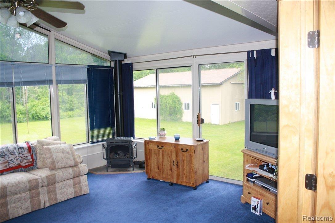 2754 Hadley Road Lapeer, MI 48446 - Photo 14 of 24 sunroom