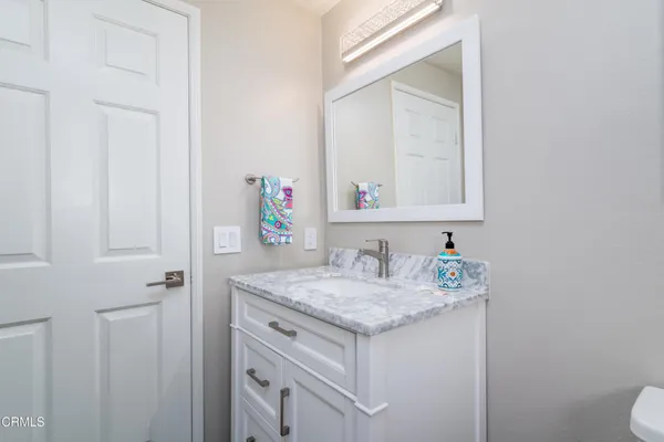 $7,500 | 117 Santa Cruz Avenue, Oxnard, CA 93035