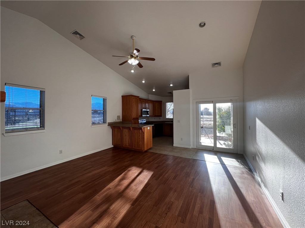 1721 South Blagg Road Pahrump, NV 89048 - Photo 9 of 56