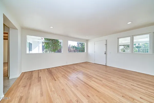 $5,200 | 5212 New York Avenue, La Crescenta, CA 91214