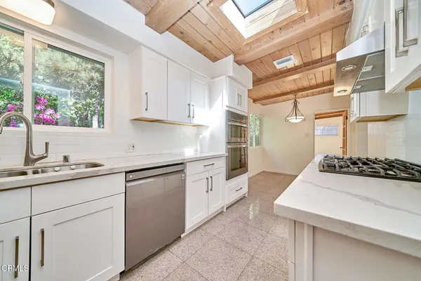 $5,200 | 5212 New York Avenue, La Crescenta, CA 91214