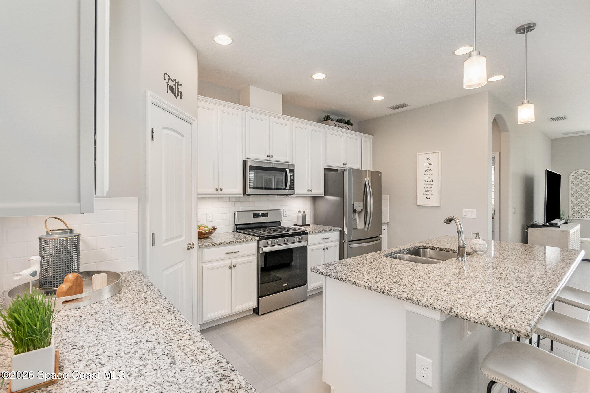 3155 Hummingbird Way Melbourne, FL 32940 - Photo 11 of 30 011_1515_hummingbird_18-edit