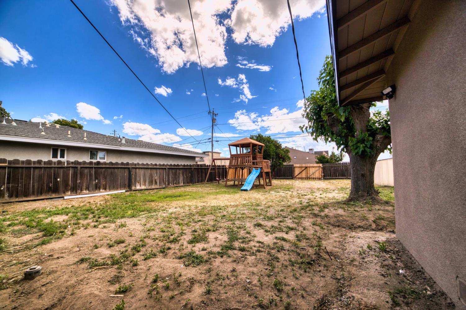 1712 West 5th Street Madera, CA 93637 - Photo 12 of 19